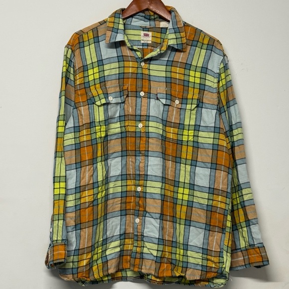 Levis Men’s Jackson Plaid Worker Overshirt in Jones Plaid Starlight Multi - Picture 2 of 6